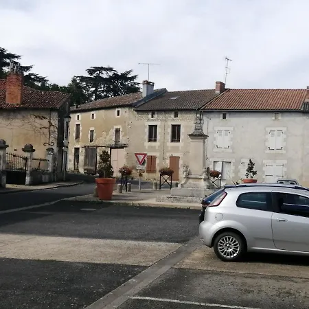 Dom wakacyjny Immaculate 2-bed House In