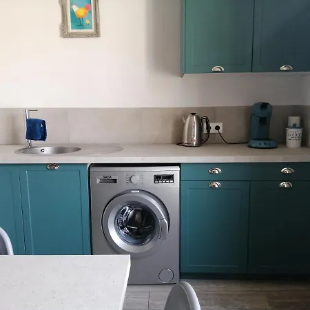 Dom wakacyjny Immaculate 2-bed House In
